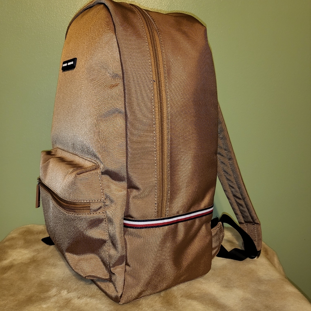 Tommy Hilfiger Backpack Spacious - Picture 5 of 11